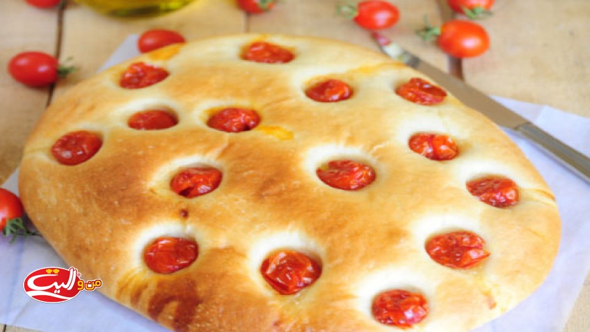 نان گوجه‌فرنگی