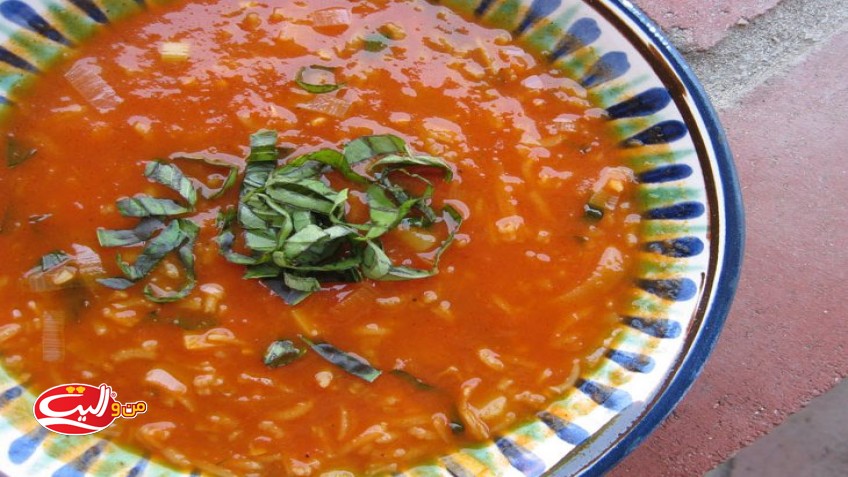 سوپ گوجه فرنگی با جعفری