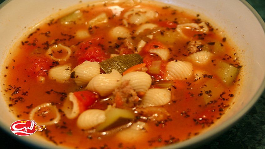 سوپ پاستا و سبزیجات
